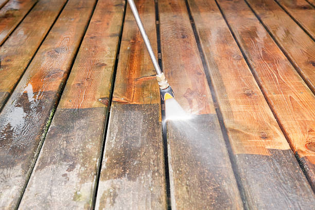 Garage Pressure Washing in Montebello, NY