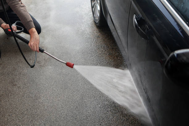 Why Choose Our Certified Pressure Washing Experts for Your Project Needs in Montebello, NY?
